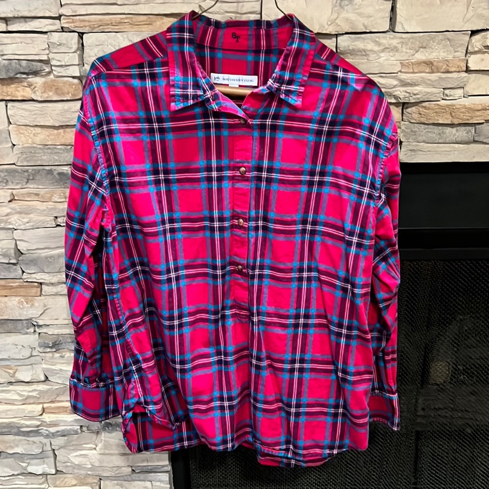 Southern Tide Half Button Shirt size L